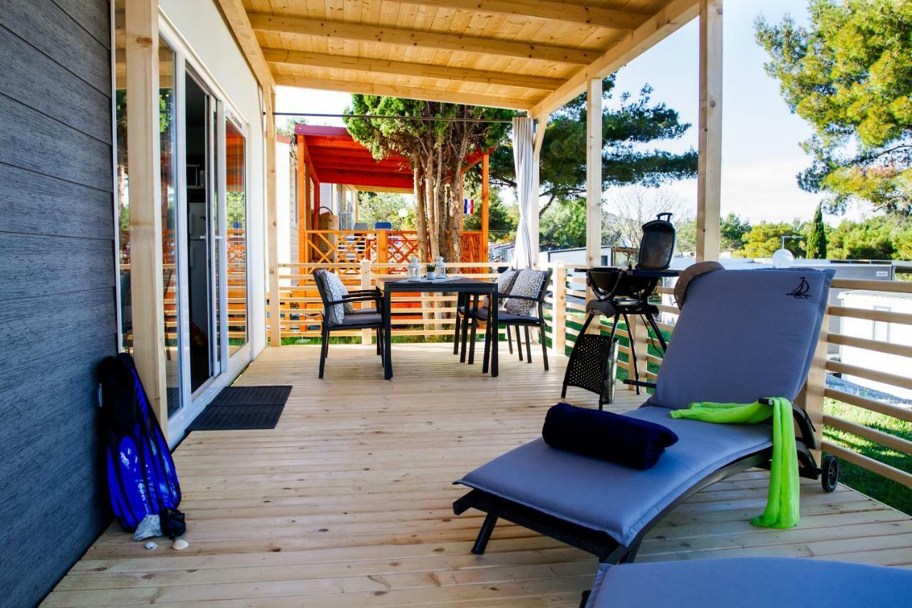 Adrijela Mobile Home Jezera Extérieur photo